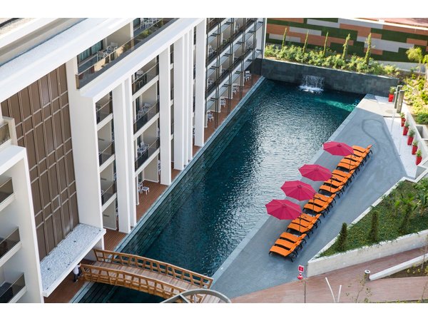 The Sense De Luxe Hotel