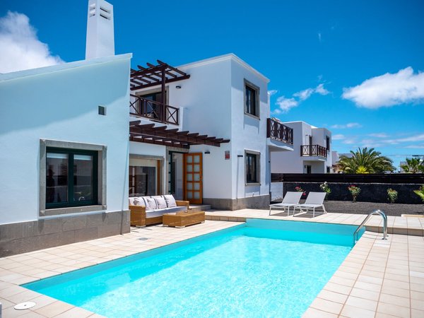 Villas Playa Blanca Beach Mate