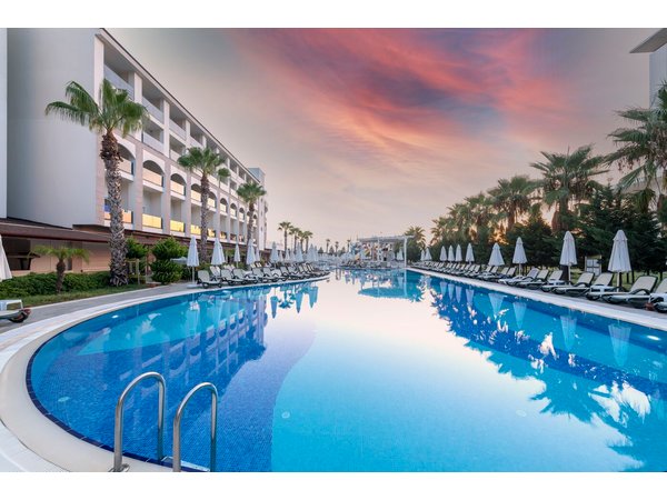 Port River Hotel and Spa
