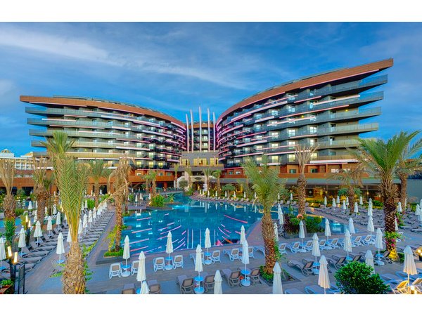 Kirman Calyptus Resort and SPA