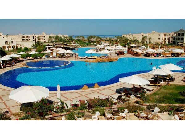 Regency Plaza Aqua Resort and Spa
