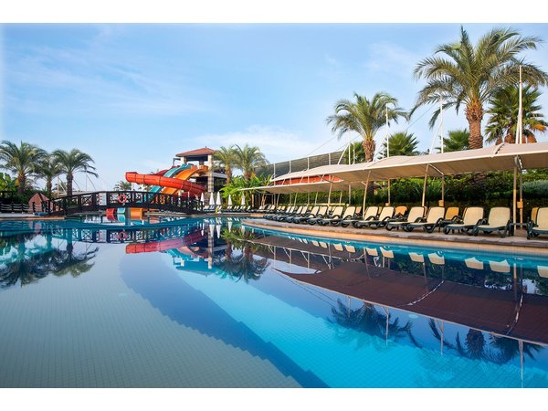 Crystal Family Resort