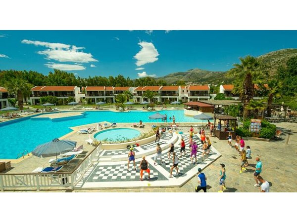 Golden Coast Hotel and Bungalows