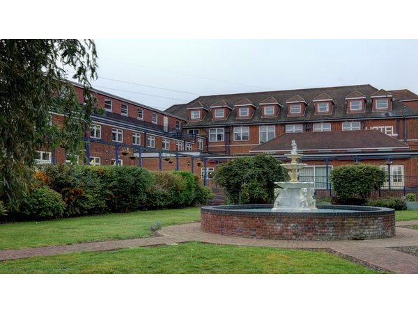 Best Western Thurrock Hotel
