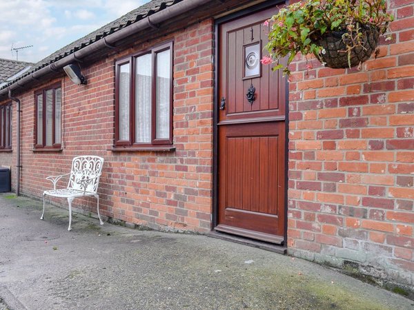 Moor Farm Stable Cottages - Stable Cottage 1