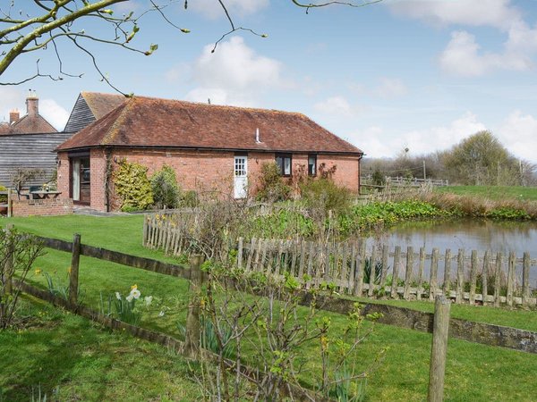Pond Cottage