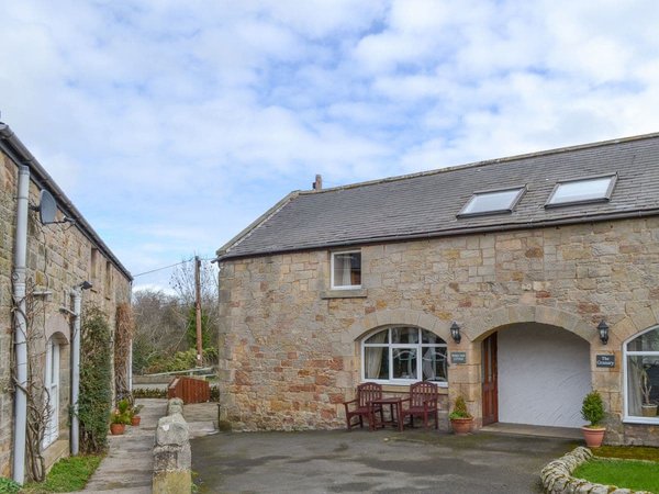 Warenford Cottages - Waren View