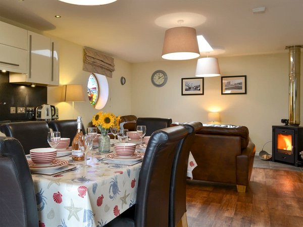 Porthole Cottage