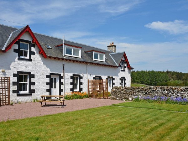 Howpasley Farm - South Cottage