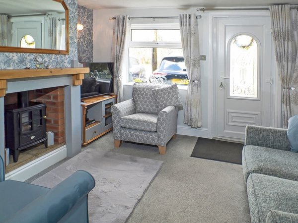 Comfy Kozy Cottage