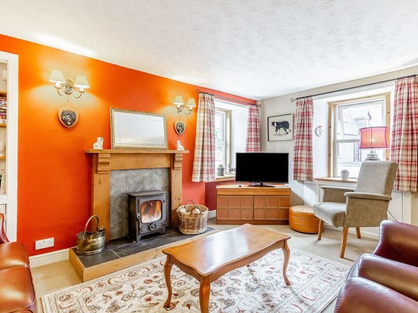 Holly Tree Cottage