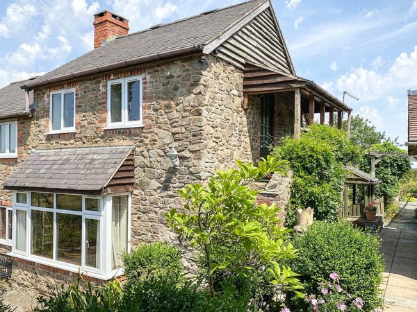 Shropshire Retreats - Curlew Cottage