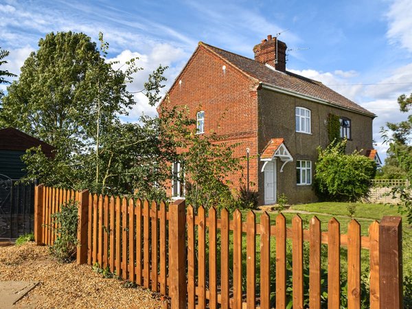 1 Brandiston Barn Cottage