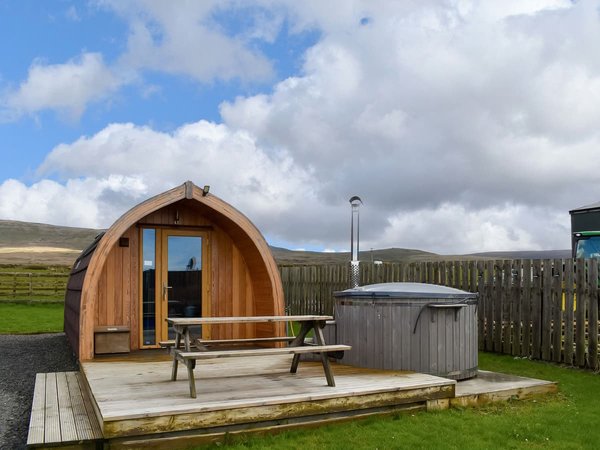 Moorside Glamping Pods - Black Coombe