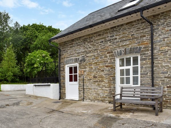 Lluest Cottages - The Dairy