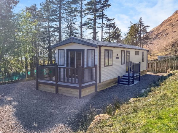 Shepherds Holidays - Katie's Cosy Caravan