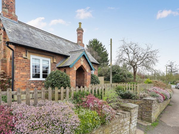 Blossom Cottage