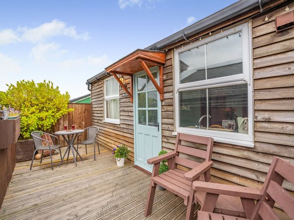 Keel Lodges - Coble Cottage