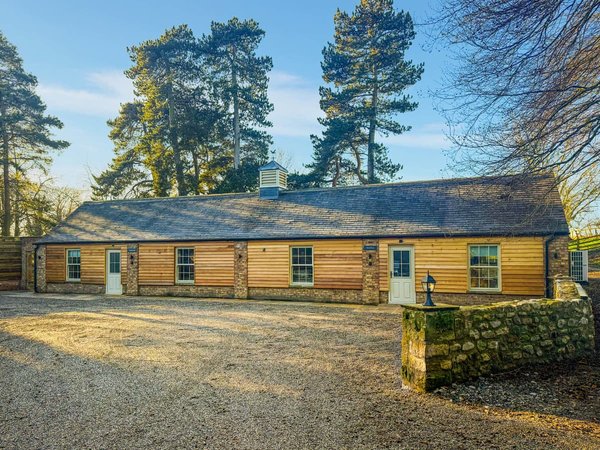 Kirklington Retreats - Thistle Cottage