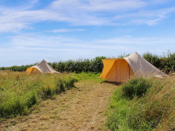 Gresham Hall Glamping - Cowslip