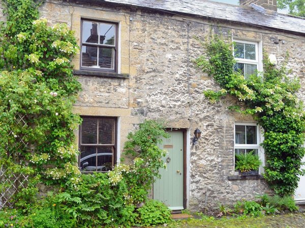Langcliffe Lock Cottage