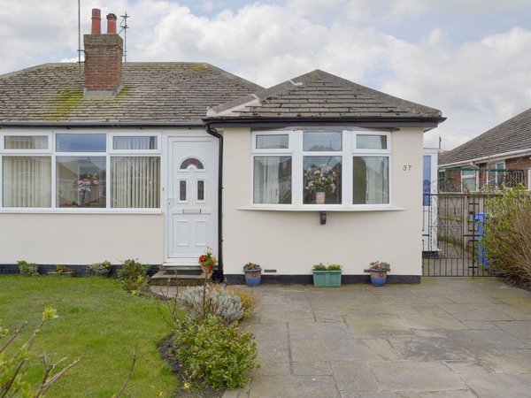 Rossall Beach Cottage