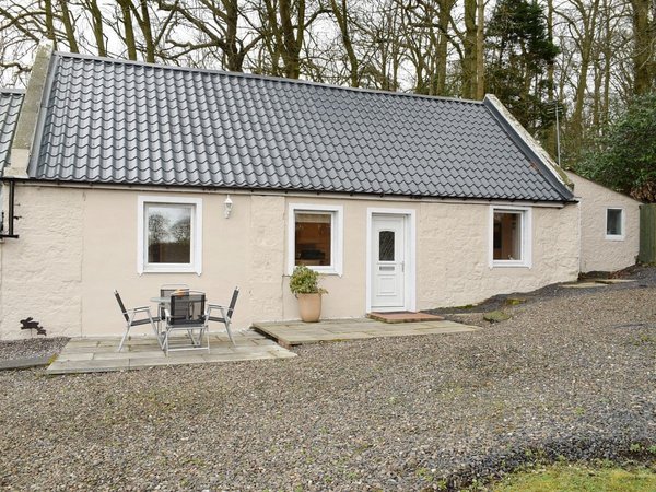 Nether Kinneddar Lodge Cottages - Kinneddar Cottage