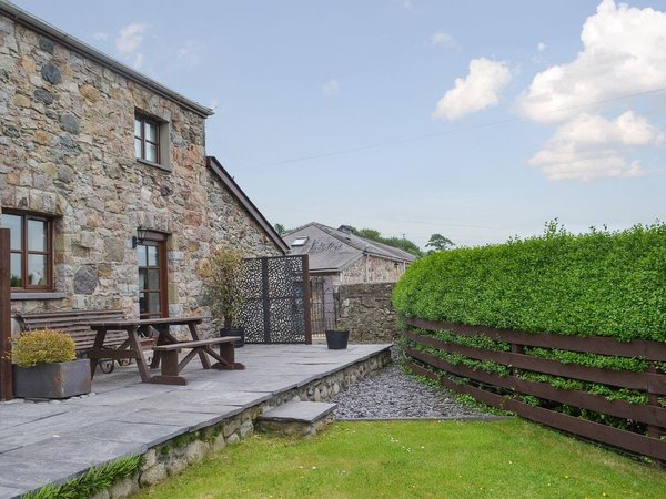 Parciau Farm Cottages - Hen Stabl