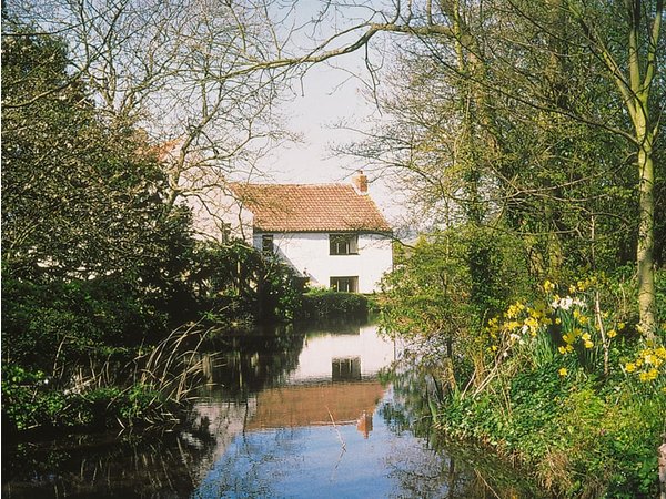 Maxmills Cottage
