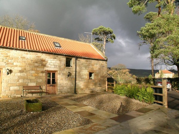 Newbiggin Hall Cottages - Granary Cottage