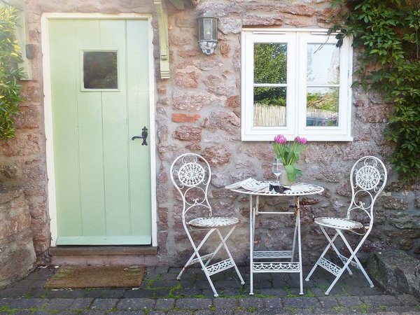 Hollies Cottage