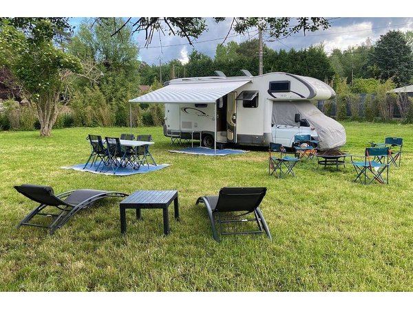 Camping in Le Vaudoué from £59 per night