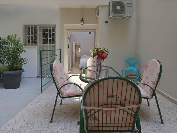 Holiday apartment in Athens from £48 per night