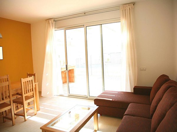 Holiday apartment in Creixell from £219 per night
