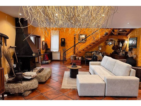 Holiday home in Penafiel from £270 per night