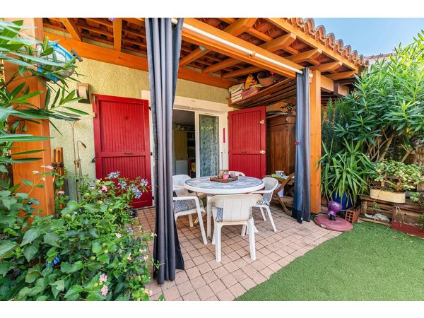 Holiday home in Le Barcarès from £46 per night
