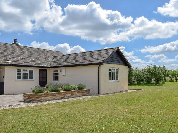 Holiday home in Oxfordshire from £100 per night