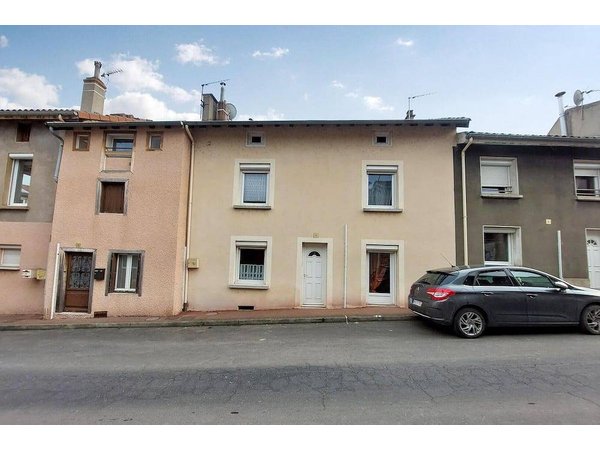 Holiday home in Auvergne from £33 per night