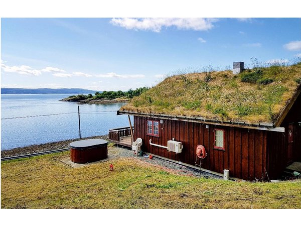 Holiday home in Verran from £51 per night