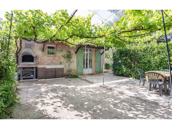 Holiday home in Var from £43 per night