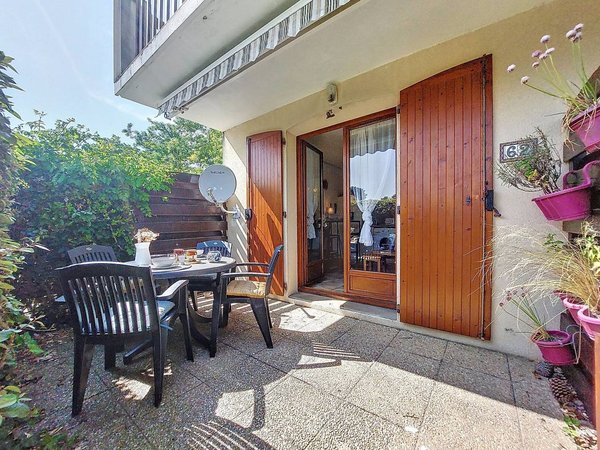 Holiday apartment in Les Mathes from £46 per night