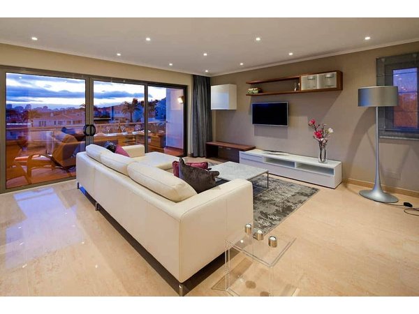 Holiday apartment in Ferragudo from £169 per night