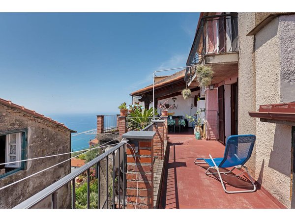 Holiday home in Cipressa from £109 per night
