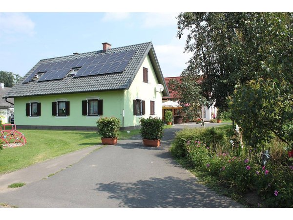 Holiday home in Halbenrain from £33 per night