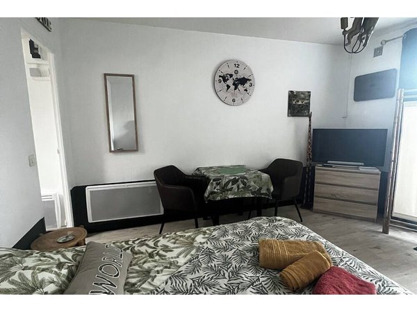 Holiday home in Incheville from £58 per night