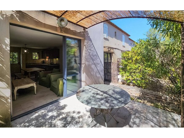 Holiday home in Aude from £28 per night