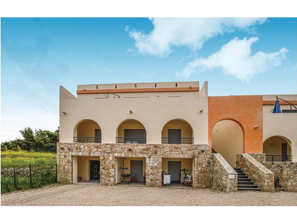 Holiday apartment in Algajola from £94 per night