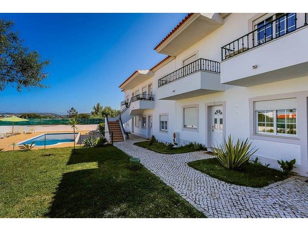 Holiday apartment in Albufeira from £213 per night