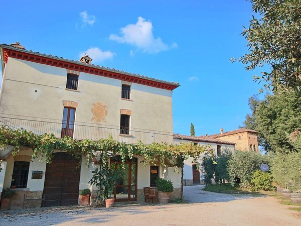 Holiday home in Umbertide from £73 per night