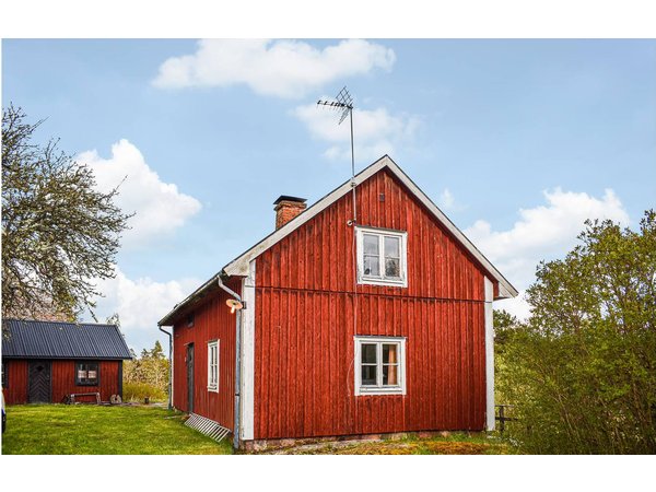 Holiday home in Ödeshög from £32 per night